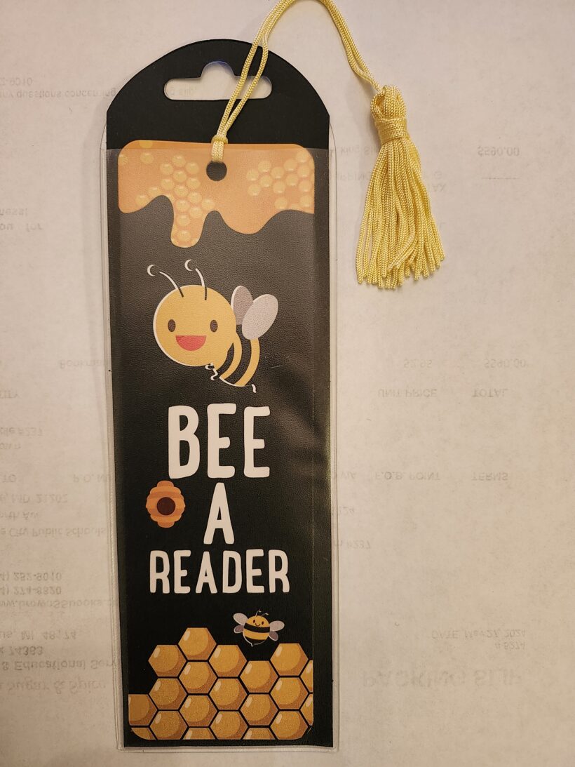 Bookmark Bee a Reader4